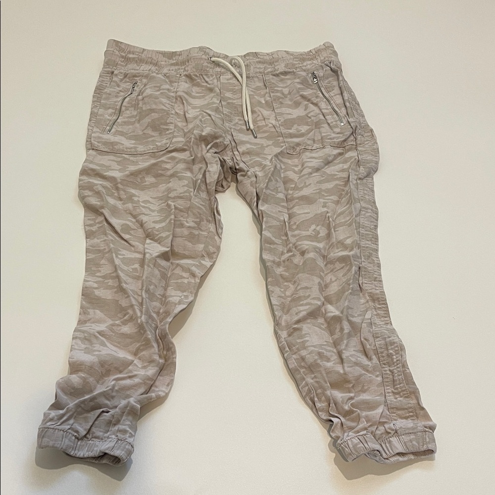 Athleta Cabo Tide Linen Jogger Beige Camouflage Pants